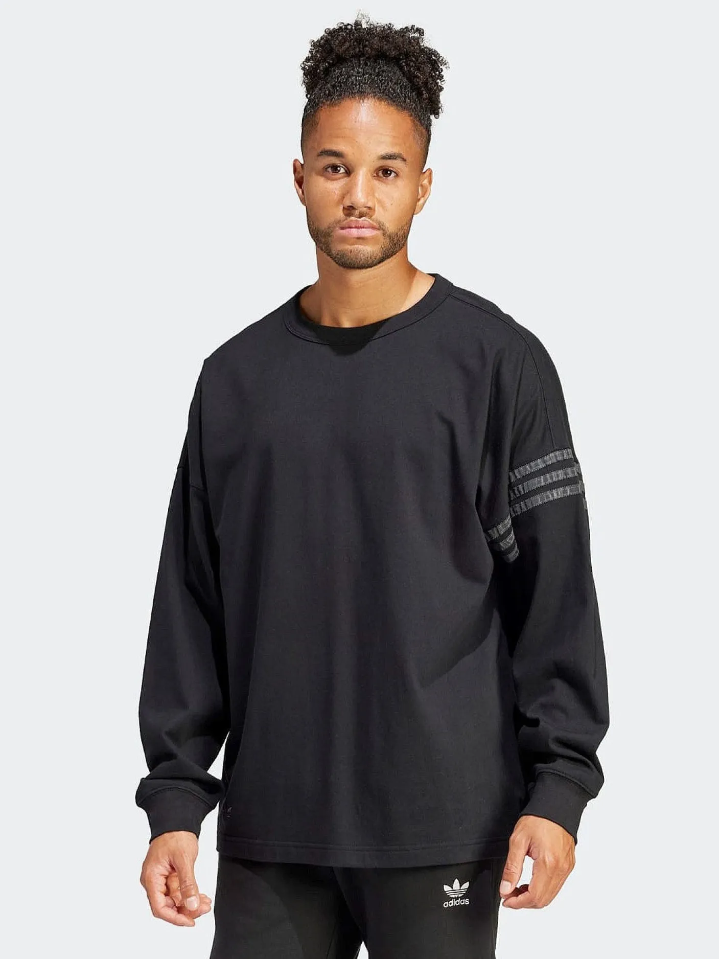 adidas Originals Tees & Singlets-Adicolor Neuclassics Long-Sleeve Top