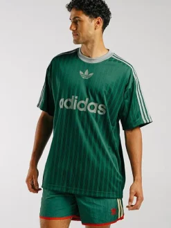 adidas Originals Tees & Singlets-Adicolor T-Shirt