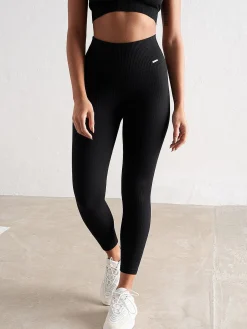 Women Aimn Training|Performance-Black Ribbed Seamless Tights