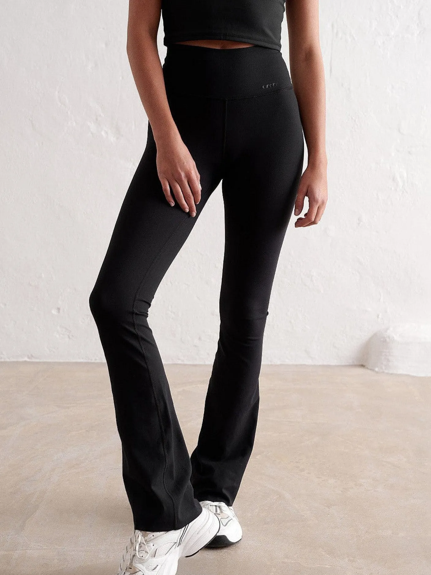 Women Aimn Tights-Black Sense Flare Tights