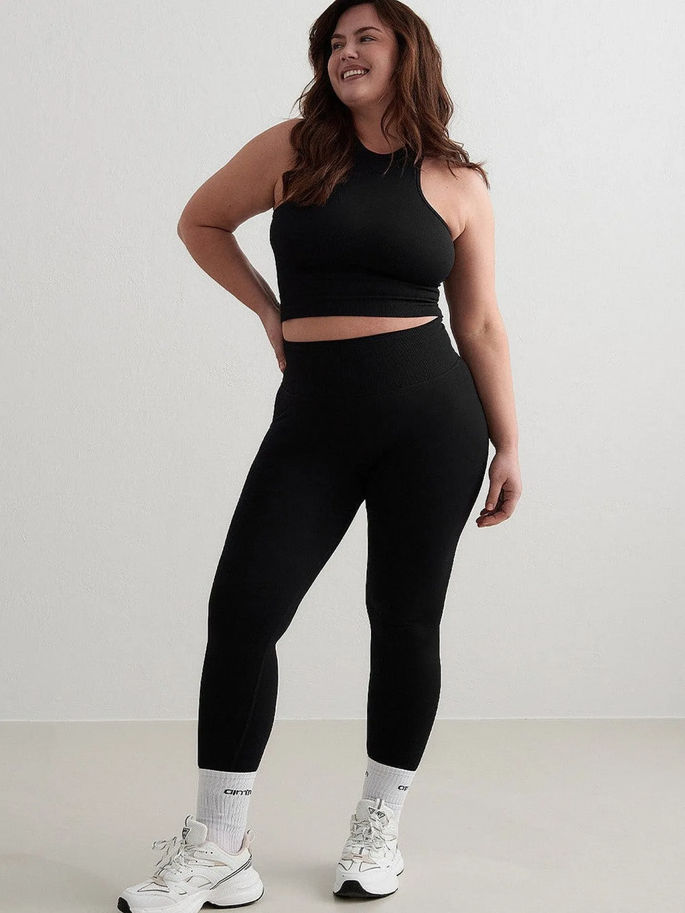 Women Aimn Training|Performance-Black Shape Seamless Tights