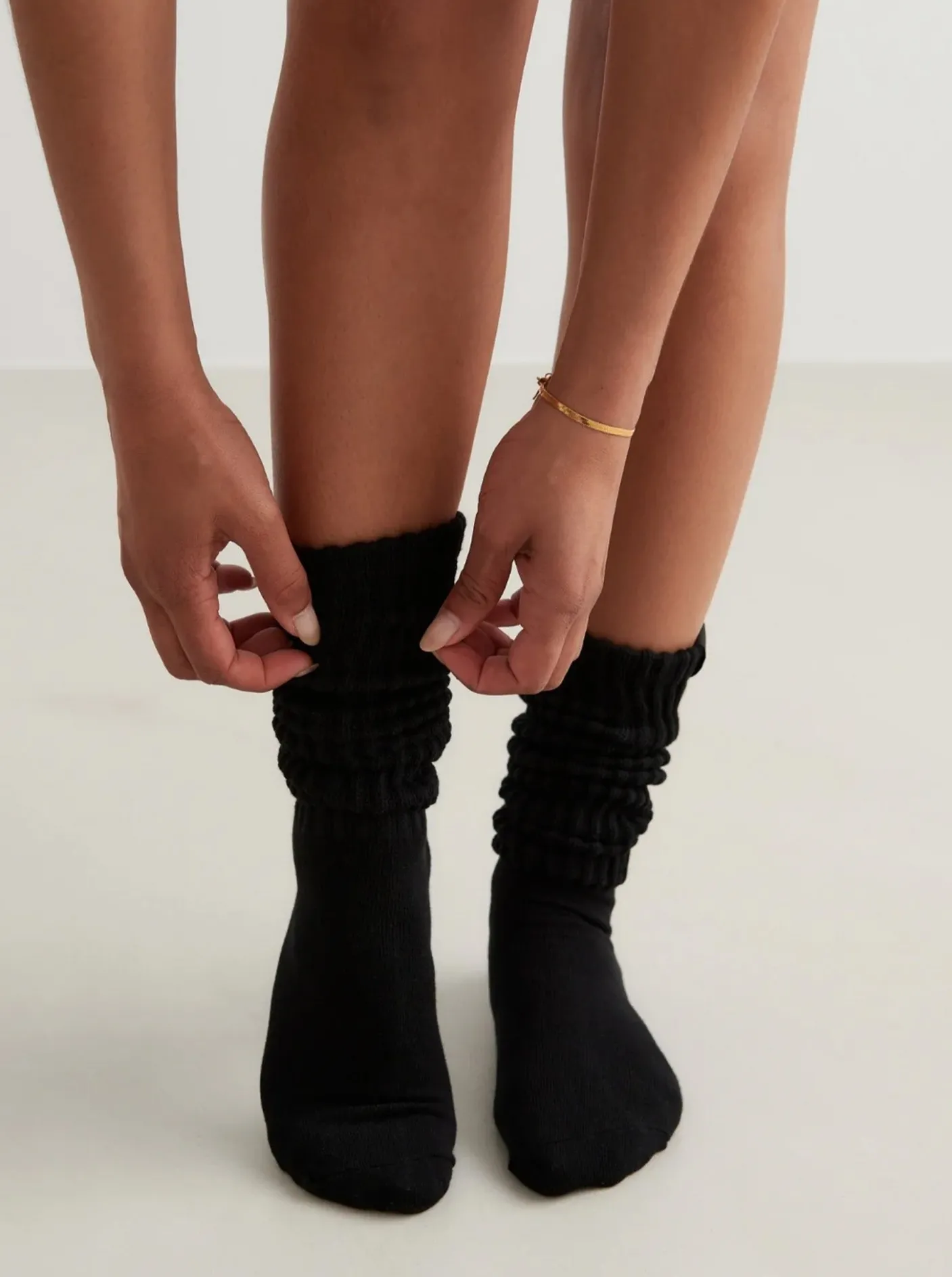 Aimn Socks & Underwear-Black Slouch Sock