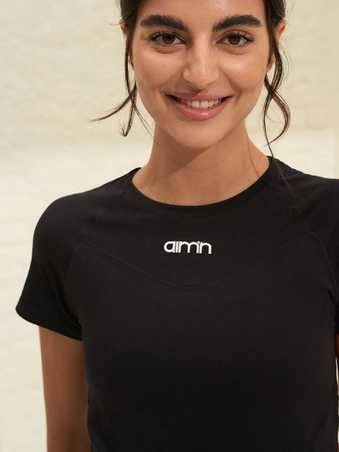 Women Aimn Running|Performance-Black Soft Basic Short Sleeve