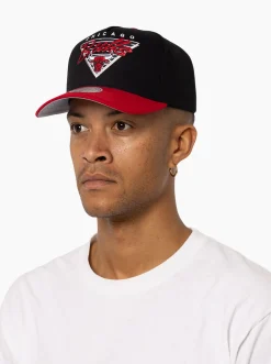 Mitchell & Ness Caps & Hats-Chicago Bulls Monogram Pro Pinch Snapback Cap