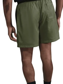 Nike Shorts-Club Flow Short