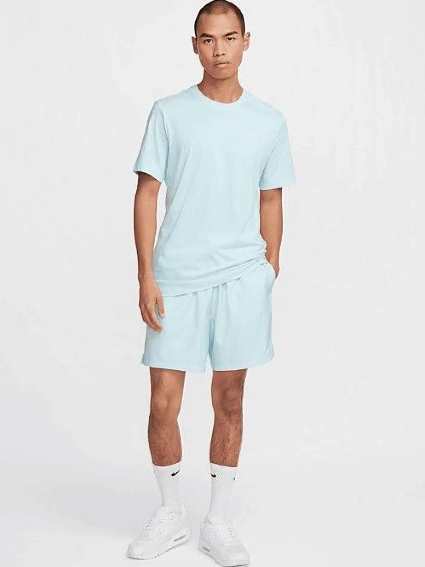 Nike Shorts-Club Woven Flow Shorts