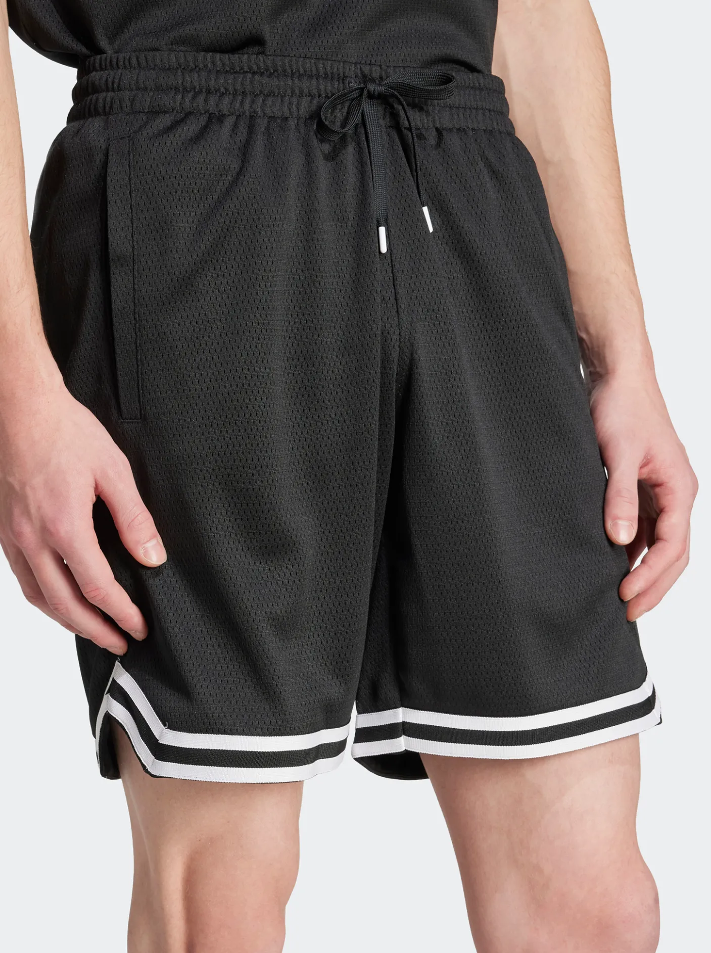 adidas Originals Shorts-EXT Q12 Varsity Shorts