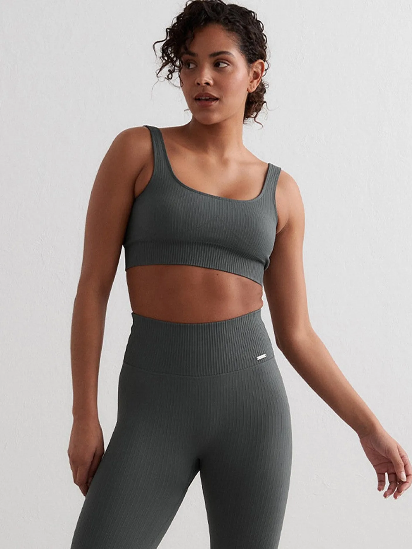 Women Aimn Sports Bras-Sage Ribbed Seamless Bra