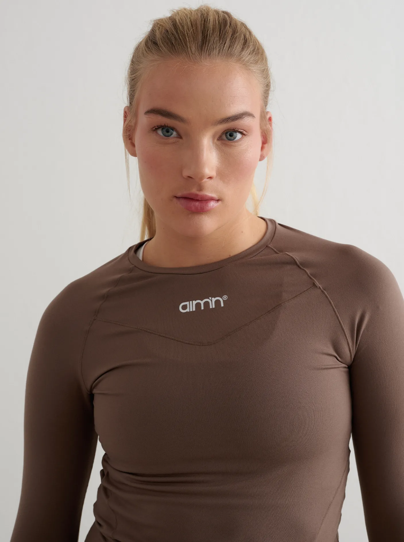 Women Aimn Performance-Soft Basic Long Sleeve