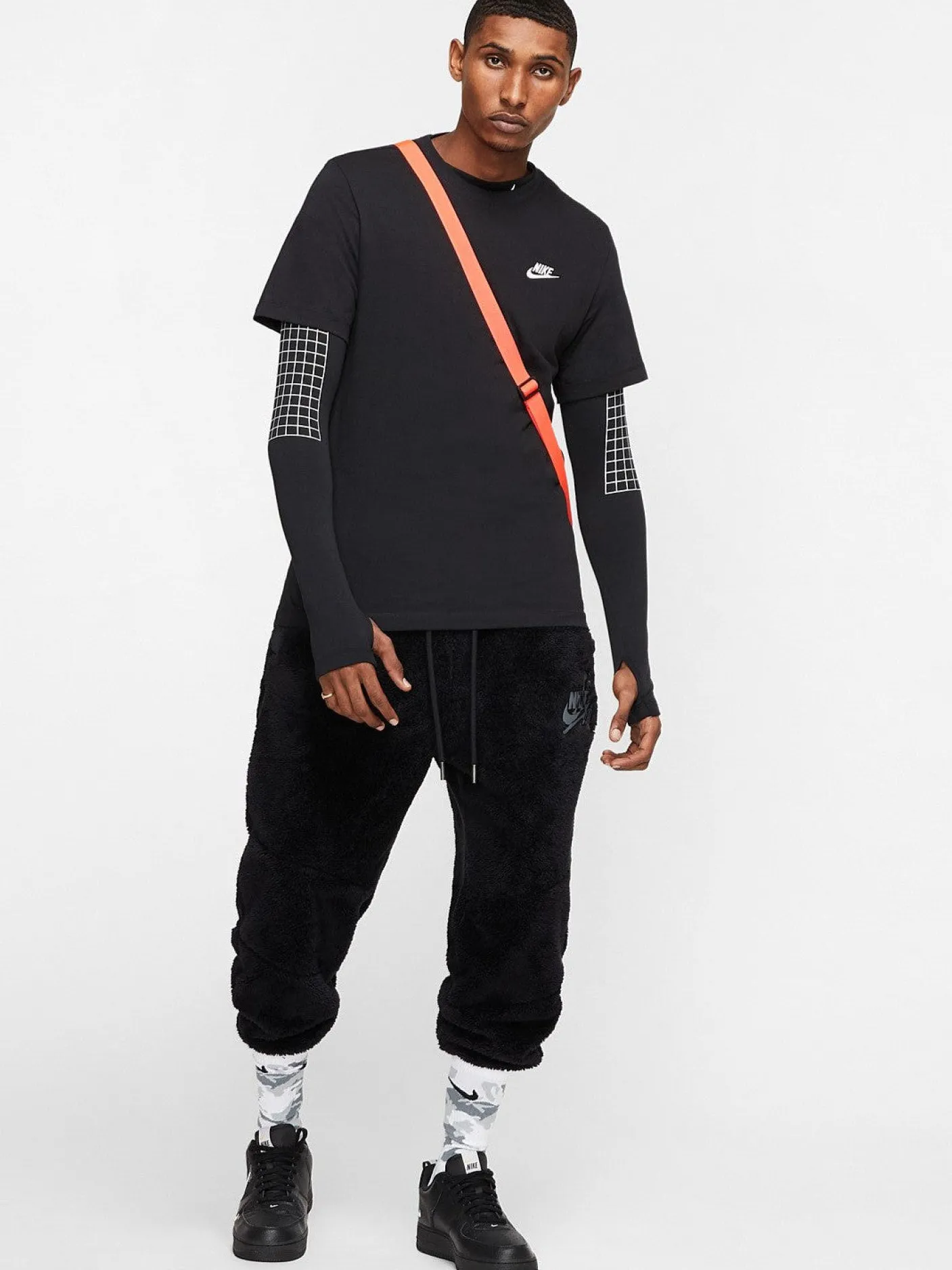 Nike Tees & Singlets-Sportswear Club Tee