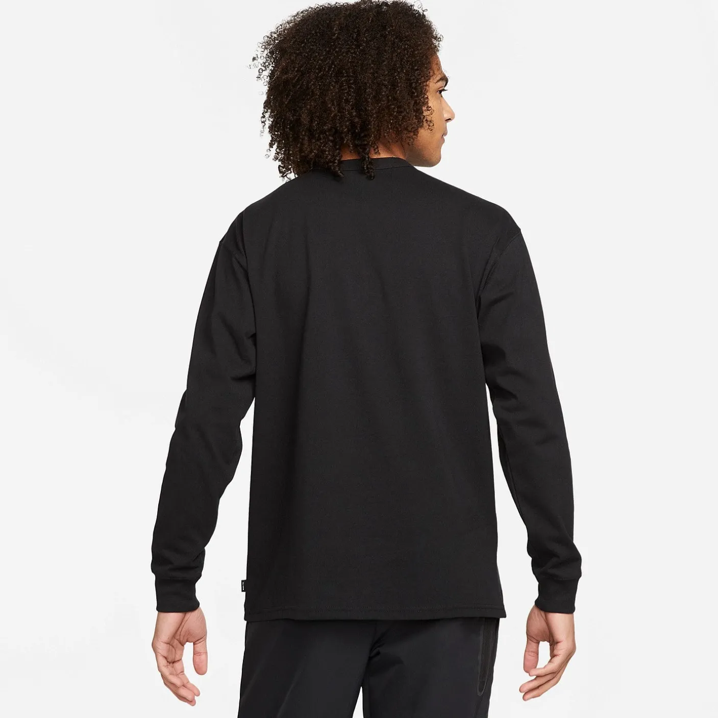 Nike Tees & Singlets-Sportswear Premium Essentials Long-Sleeve Tee