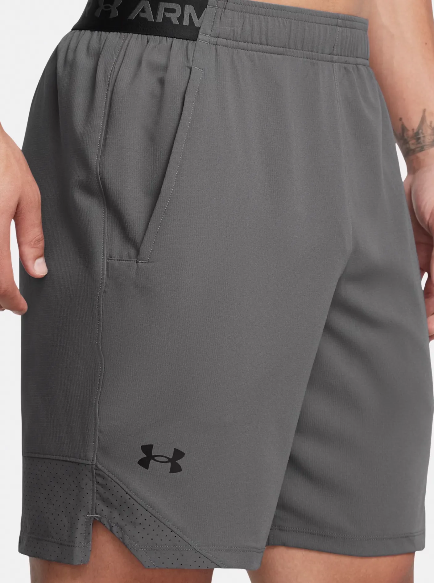 Under Armour Shorts-Vanish Woven 8in Shorts
