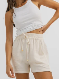 Women Taylor Sport Shorts-Weekender Short in Vanilla
